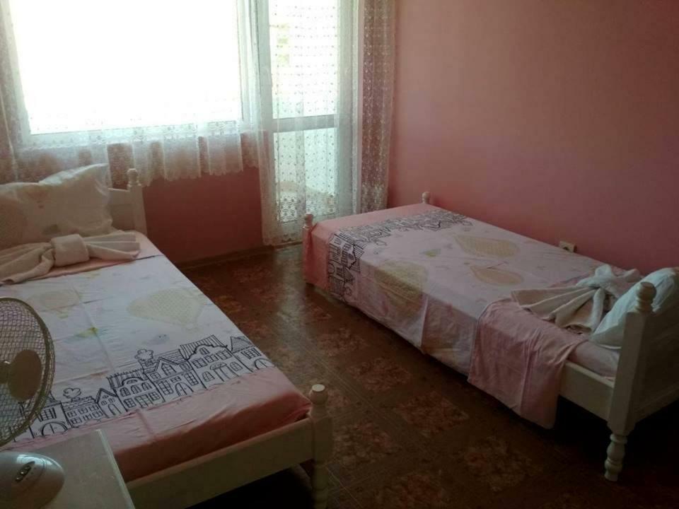 Zafi'S House Appartamento Chernomorets Esterno foto